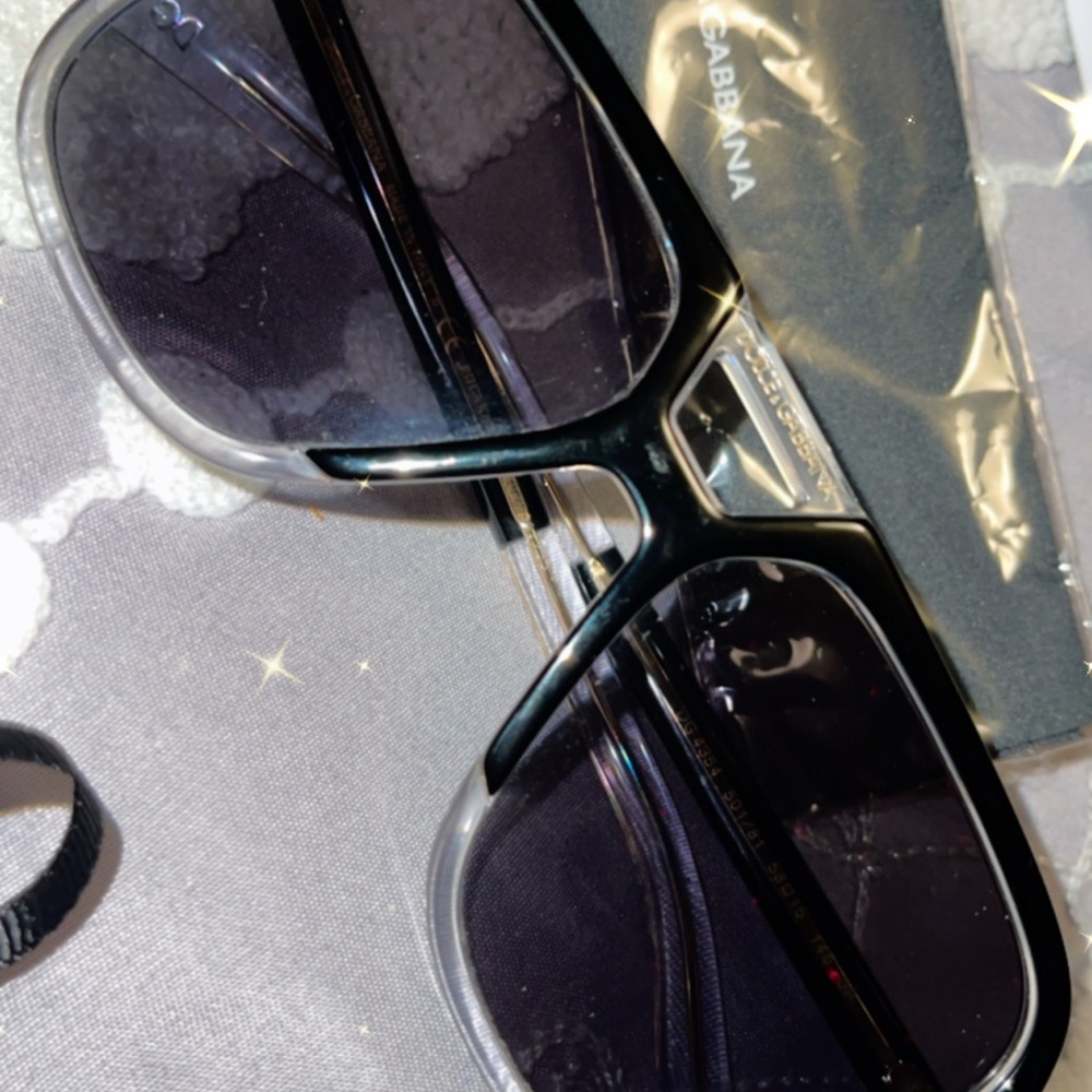 LUXURY DOLCE & GABBANA SUN GLASSES 100% AUTHENTIC, WITH PROOF OF AUTHENTICITY